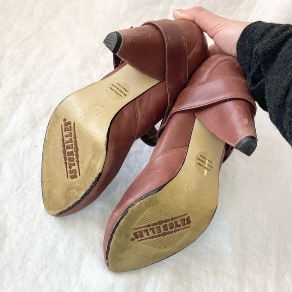 Seychelles Women's Galaxy Mary Jane Pump - Picture 12 of 14